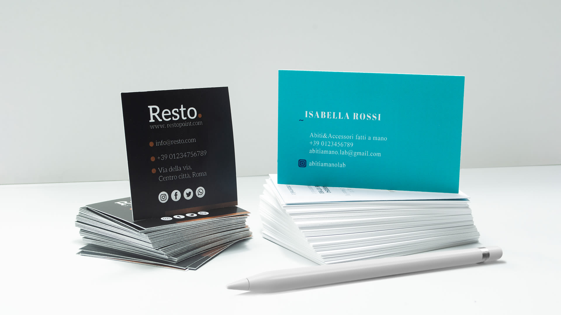 100 Pieghevoli - A5 (21x14,8 cm) - Stampa Personalizzata, in 24/48 ore | Stampa e Stampe